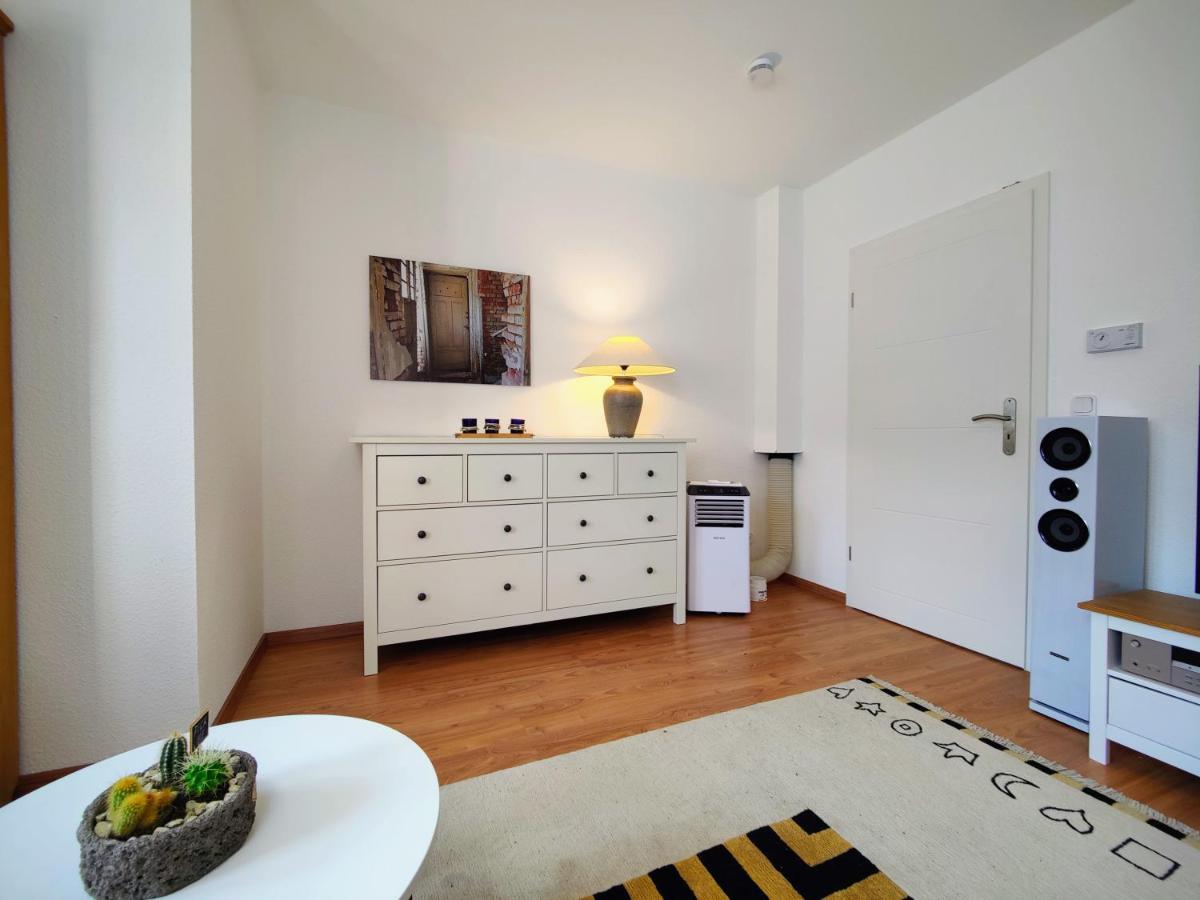 Yourfavoritebed 100M2 Designwohnung Mit Vollausstattung بلوين المظهر الخارجي الصورة
